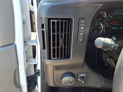 2025 Chevrolet Express Cargo Base