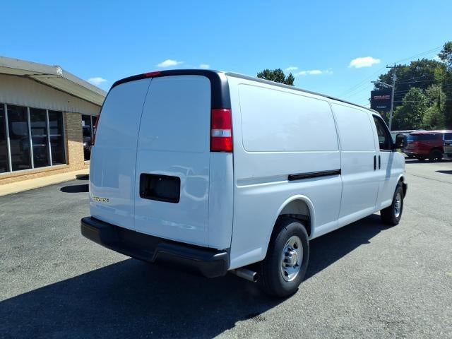 2025 Chevrolet Express Cargo Base