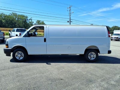 2025 Chevrolet Express Cargo Base