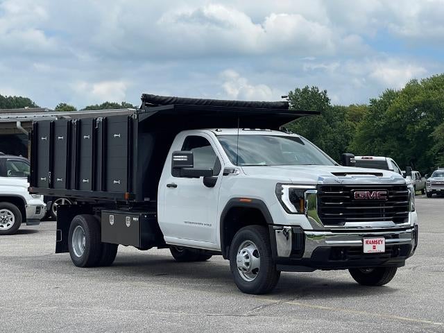 2024 GMC Sierra 3500 HD Chassis Cab Pro