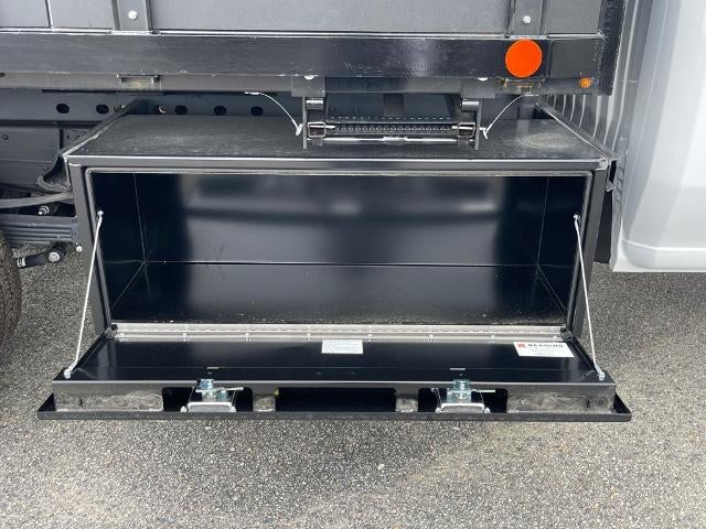 2024 GMC Sierra 3500 HD Chassis Cab Pro