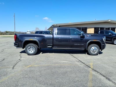 2026 GMC Sierra 3500 HD Denali DRW